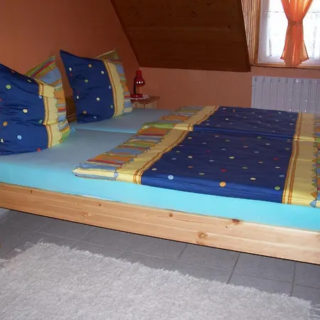 Haus Martha Homestay *