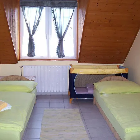 Haus Martha منزل للإقامة